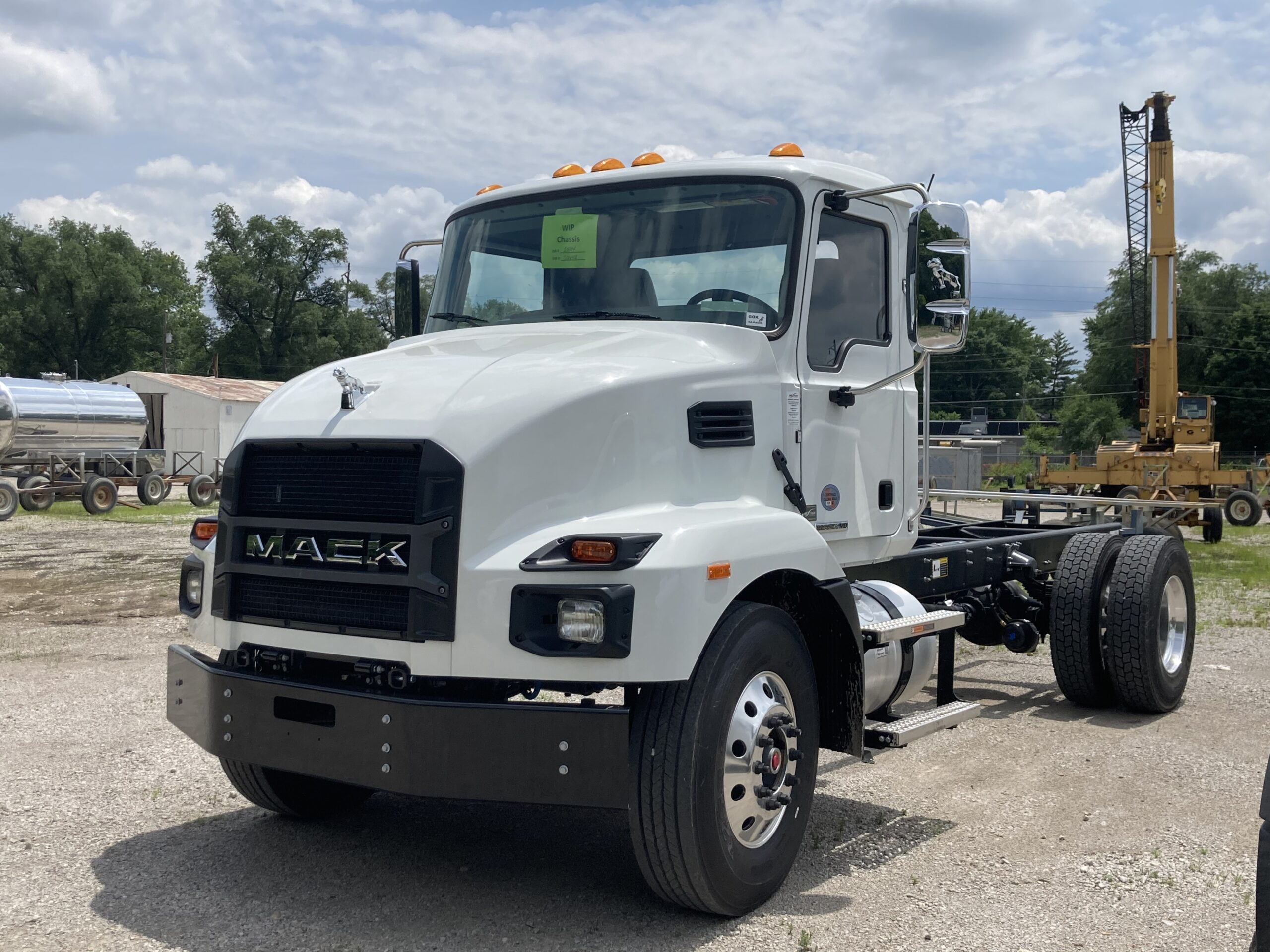 2500-gallon-septic-truck-2024-mack-md7-progress-tank